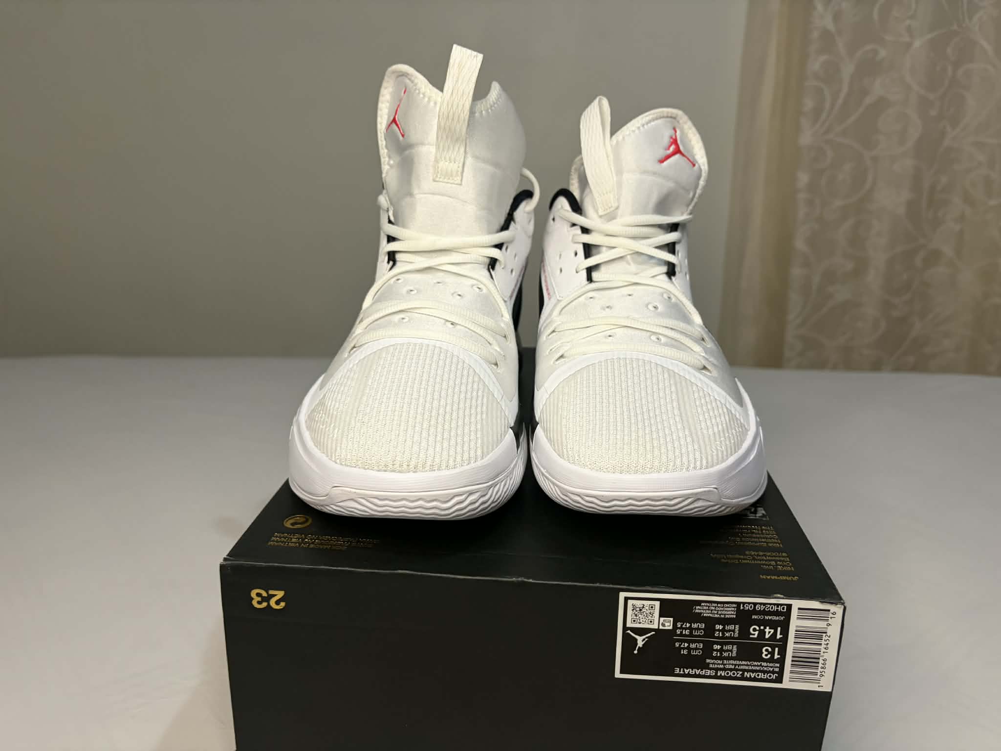 JORDAN ZOOM SEPARATE