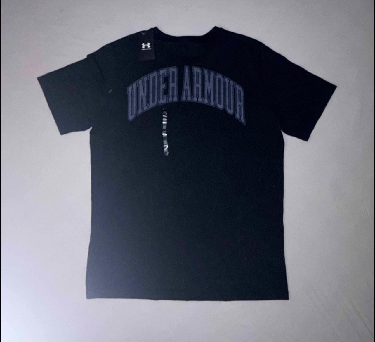 UNDERARMOUR BLACK T-SHIRT 2XLT
